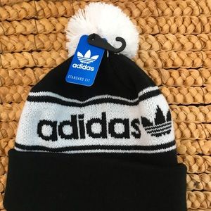 Adidas beanie